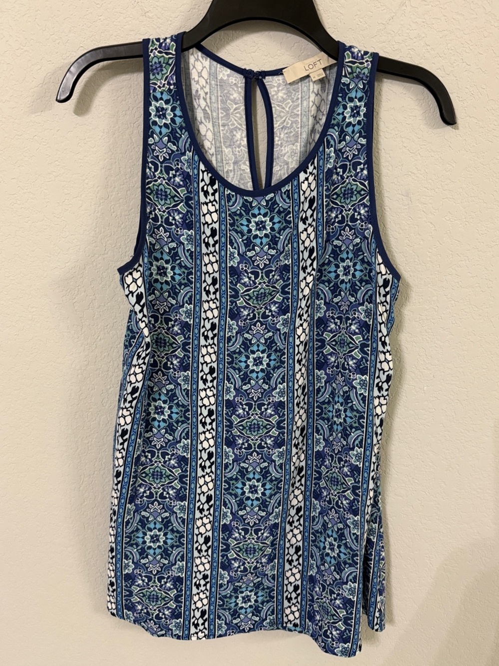 LOFT Geometric Floral Keyhole-Back Tank Top